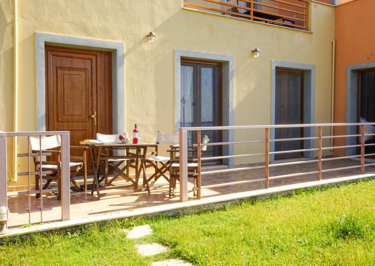 Molivos Sunset Apartments Mythimna Exterior photo